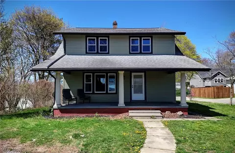 330 Bahler St SW, Sugarcreek, OH 44681