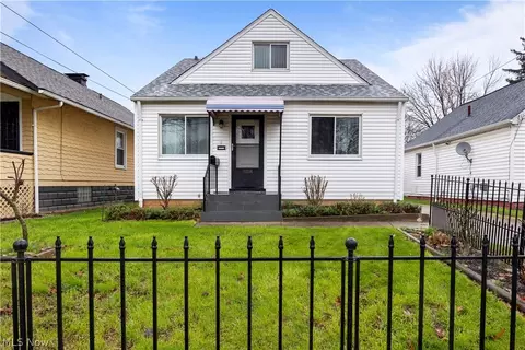 11804 Erwin Ave, Cleveland, OH 44135