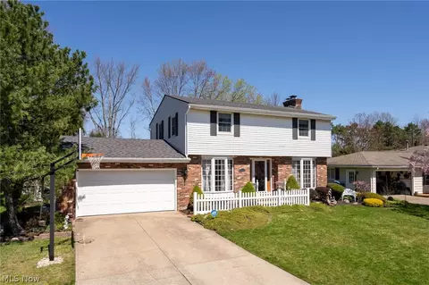 2638 W 37th St, Lorain, OH 44053