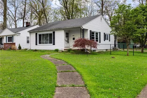 1201 Park Ave, Elyria, OH 44035