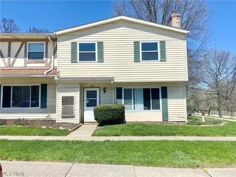 2080 Higby Dr, Stow, OH 44224