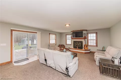 Living - 72 Abbott St, Wakeman, OH 44889 photo 3 of 7
