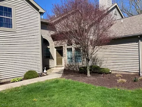 133 N Aspen Ct #2, Warren, OH 44484
