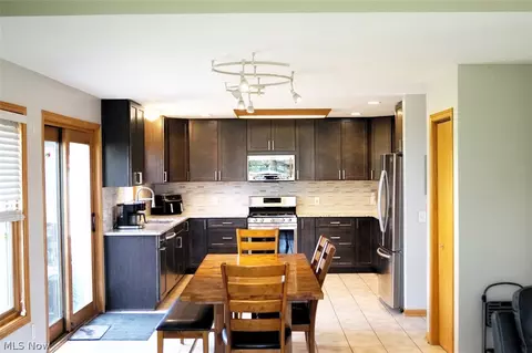 Kitchen - 4269 Apple Orch, Rootstown, OH 44272 photo 1 of 4