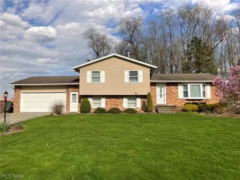 546 Otter Ave NE, East Canton, OH 44730