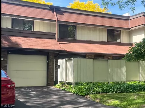 9956 Johnnycake Ridge Rd E #A8, Concord, OH 44077