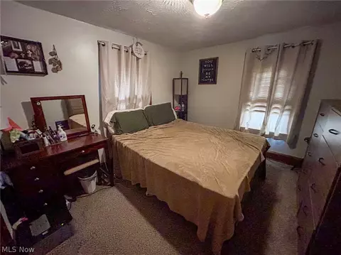 Bedroom - 434 Sharp St, Salem, OH 44460 photo 4 of 5