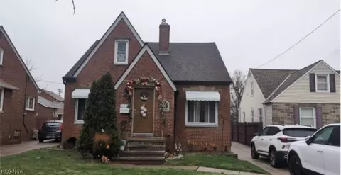 2414 Brookview Blvd, Parma, OH 44134