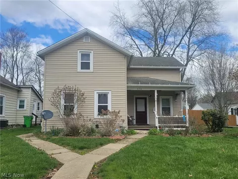 636 Callowhill St, Wooster, OH 44691