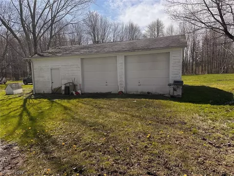 Exterior - 9526 Horn Rd, Windham, OH 44288 photo 2 of 3