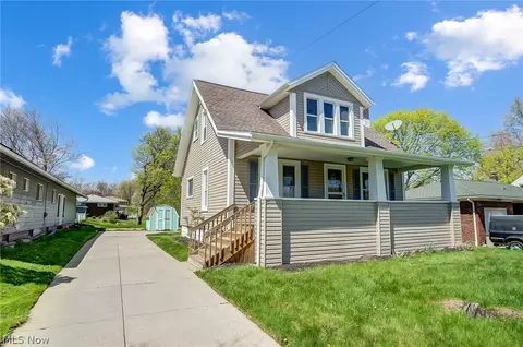 996 Eastland Ave, Akron, OH 44305