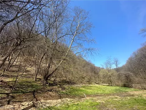 N 12th Street, Weirton, WV 26062