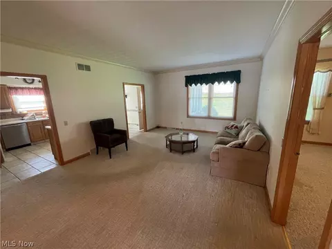 Living - 185 Mathews Rd, Boardman, OH 44512 photo 1 of 1