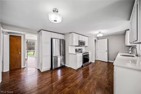 Kitchen - 3395 Maple Rd, Jefferson, OH 44047 photo 1 of 4