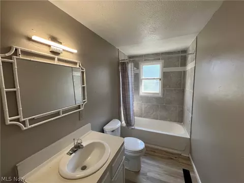 6255 W River Rd S, Elyria, OH 44035 photo 6