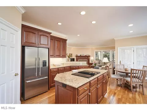 Kitchen - 3414 E Glencoe Rd, Richfield, OH 44286 photo 2 of 3