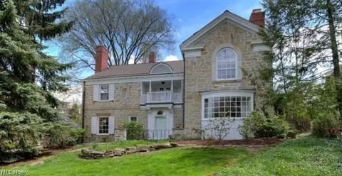 2705 Landon Rd, Shaker Heights, OH 44122