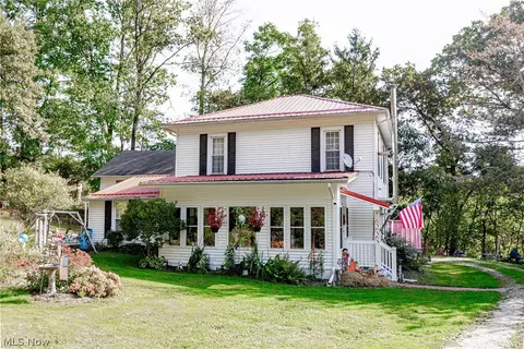 470 Clearview Dr NE, Newark, OH 43055