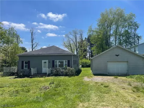 112 Bonar Ln, Washington, WV 26181