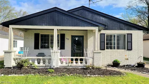 118 Brace Ave, Elyria, OH 44035