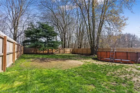 Exterior - 1816 Myrtle Ave, Ashtabula, OH 44004 photo 10 of 11