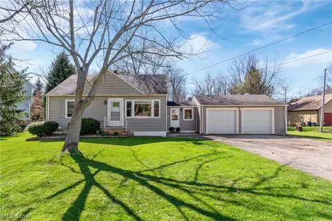 9280 N Bedford Rd, Macedonia, OH 44056