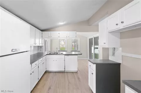 Kitchen - 265 E 206th St, Euclid, OH 44123 photo 3 of 7