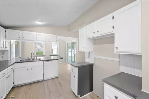 Kitchen - 265 E 206th St, Euclid, OH 44123 photo 1 of 7