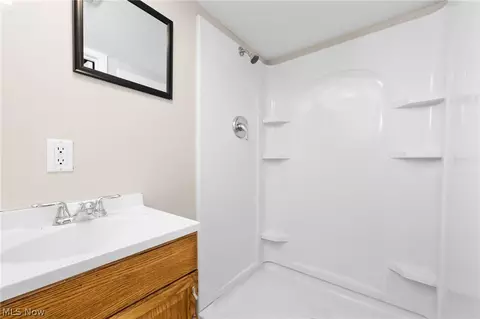 Bath - 265 E 206th St, Euclid, OH 44123 photo 2 of 2