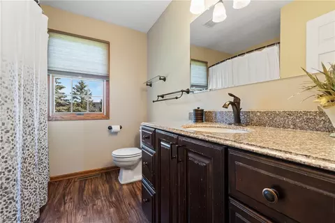 Bath - 6539 Lynleigh Cir, Canton, OH 44708 photo 3 of 3