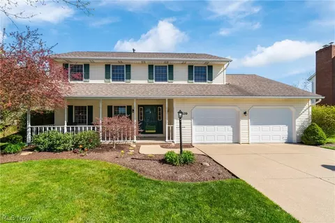 Exterior - 6539 Lynleigh Cir, Canton, OH 44708 photo 2 of 4
