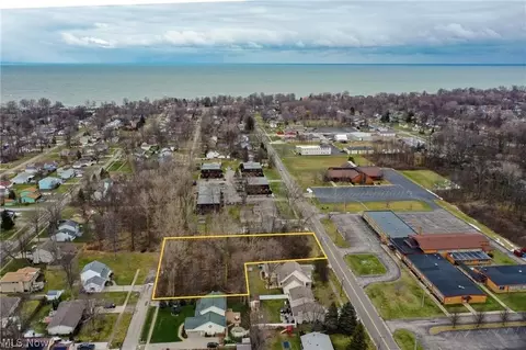 Vl Robinwood Avenue, Sheffield Lake, OH 44054