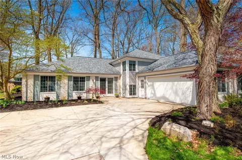 1922 Coes Post Run, Westlake, OH 44145