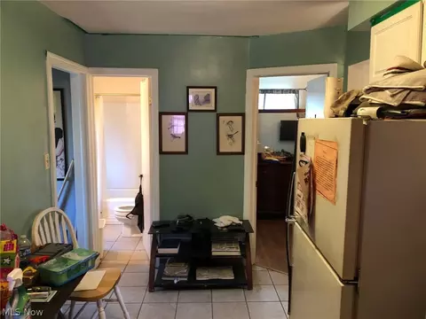 851 Iredell St, Akron, OH 44310 photo 8