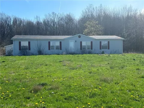 6928 Jewel N, Kinsman, OH 44428
