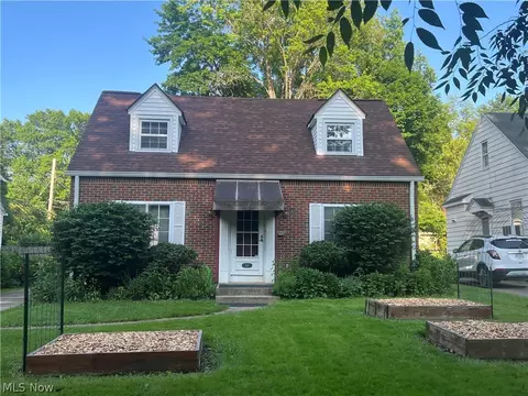 515 Roslyn Ave, Akron, OH 44320