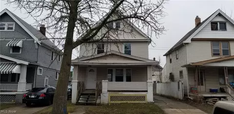 3315 W 91st St, Cleveland, OH 44102
