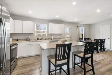 Kitchen - 139 Wildflower Dr, Elyria, OH 44035 photo 3 of 3