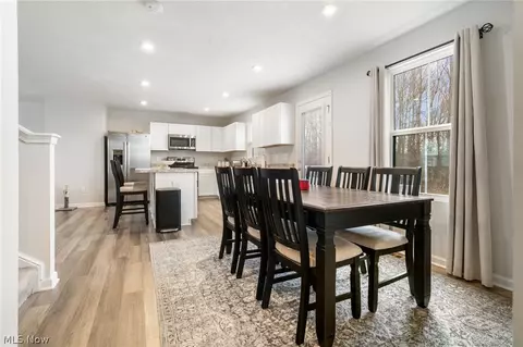 Dining - 139 Wildflower Dr, Elyria, OH 44035 photo 2 of 2