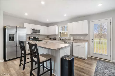 Kitchen - 139 Wildflower Dr, Elyria, OH 44035 photo 1 of 3