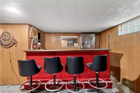 Dining - 1724 Spring Valley Ave NW, Canton, OH 44708 photo 3 of 3