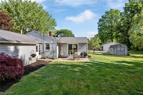 Exterior - 1724 Spring Valley Ave NW, Canton, OH 44708 photo 2 of 7