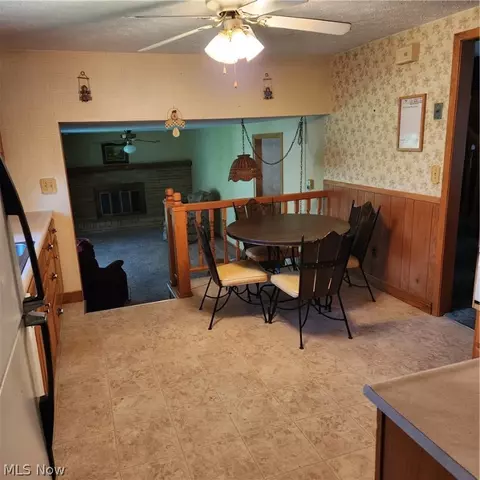 Dining - 4234 Aimee Ln, Willoughby, OH 44094 photo 4 of 6