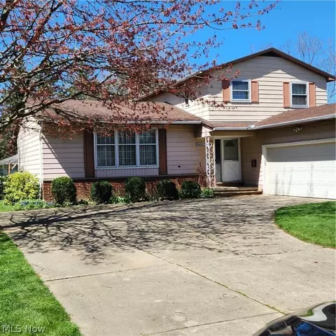 Exterior - 4234 Aimee Ln, Willoughby, OH 44094 photo 7 of 14