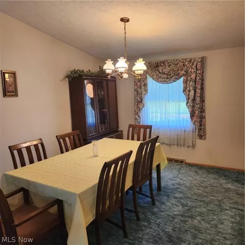 Dining - 4234 Aimee Ln, Willoughby, OH 44094 photo 1 of 6