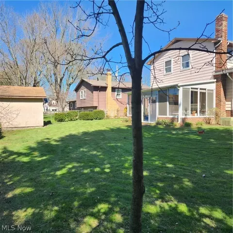 Exterior - 4234 Aimee Ln, Willoughby, OH 44094 photo 6 of 14