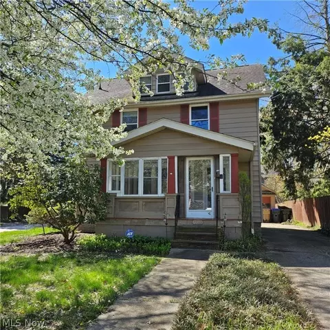 708 Falls Ave, Cuyahoga Falls, OH 44221