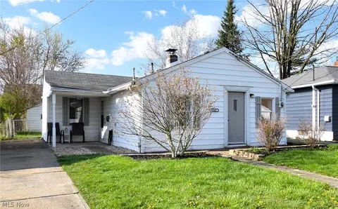 13407 Sprecher Ave, Cleveland, OH 44135