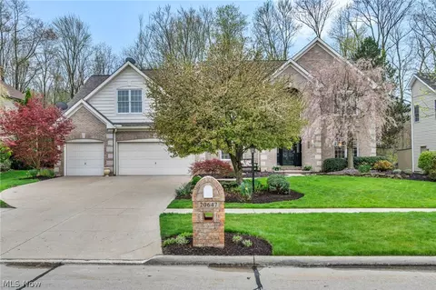 20647 Kylemore Dr, Strongsville, OH 44149