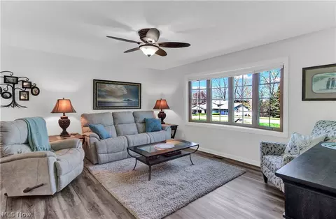 Living - 23 Apache Trl, Malvern, OH 44644 photo 3 of 7